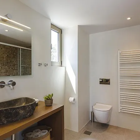 Rizes Luxury Vila